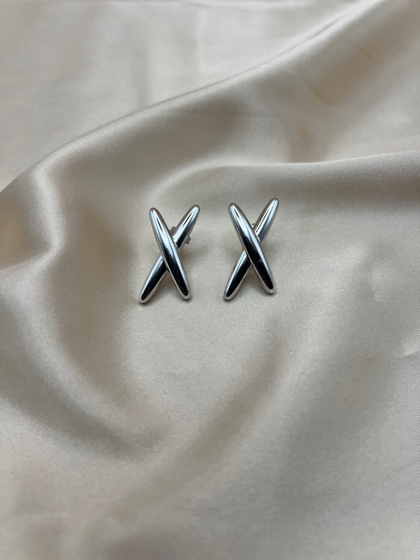 Boucles d'oreilles Saba couleur argent