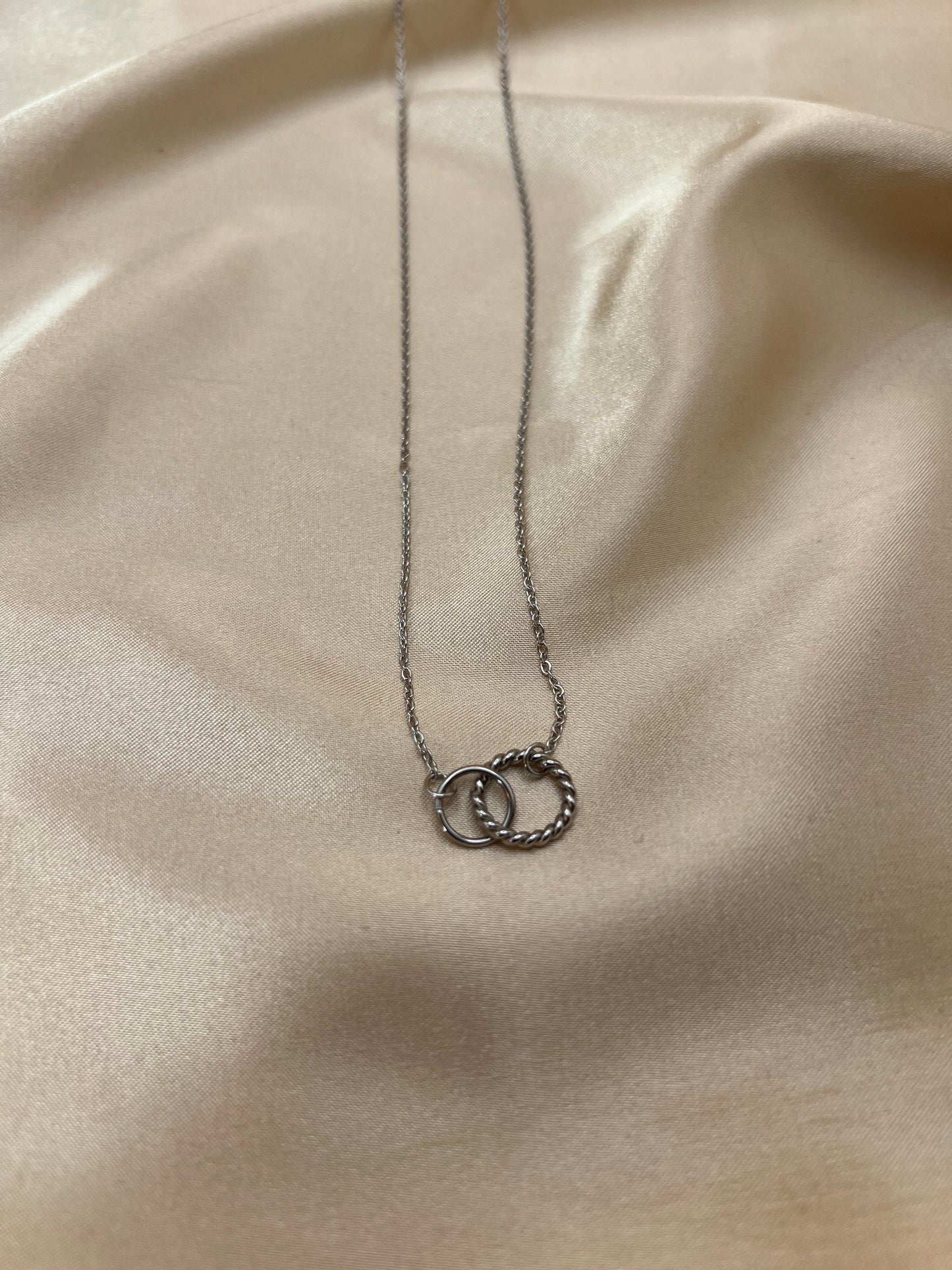 Chaîne Grâce couleur argent