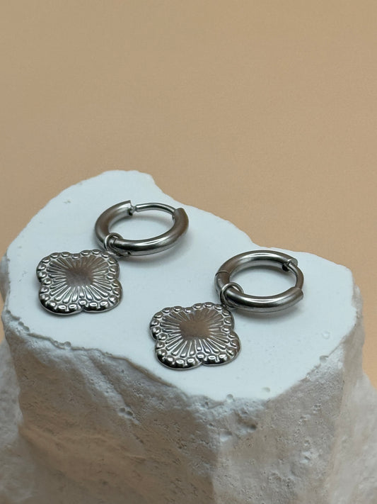 Boucles d'oreilles Nyota couleur argent